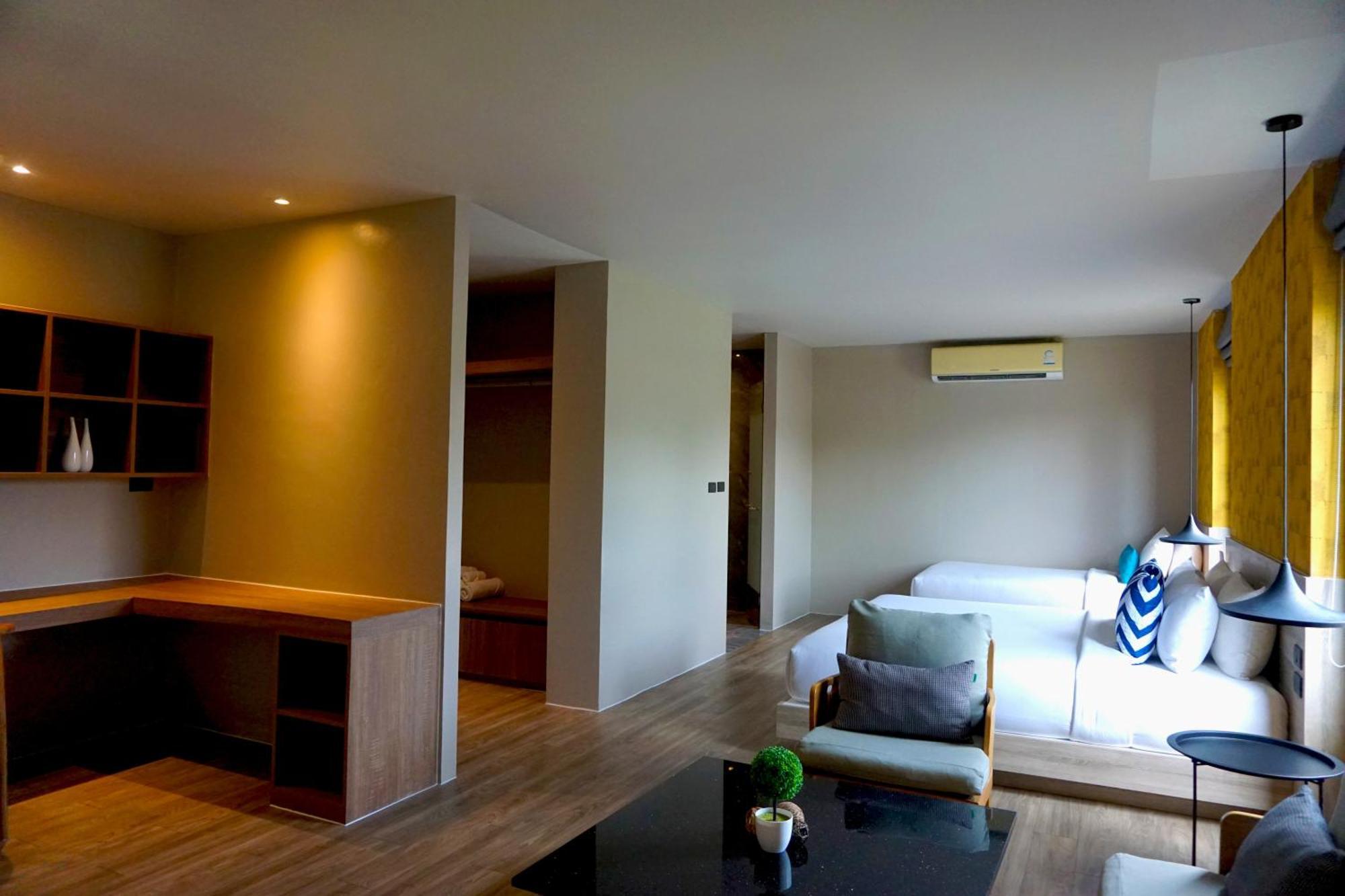 The Lake Chalong Hotel Sha Plus Exterior photo